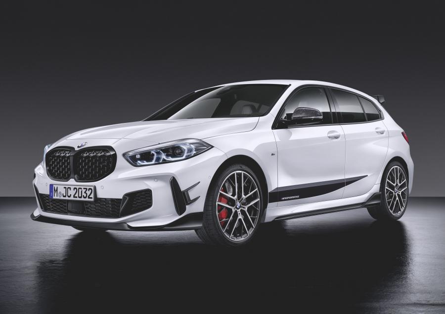  BMW M135i xDrive M Performance Parts (F40) 2019 года  (WW) (фото 1 из 17)
